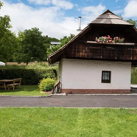 Ferienhaus Toff Schiefling am See Room photo