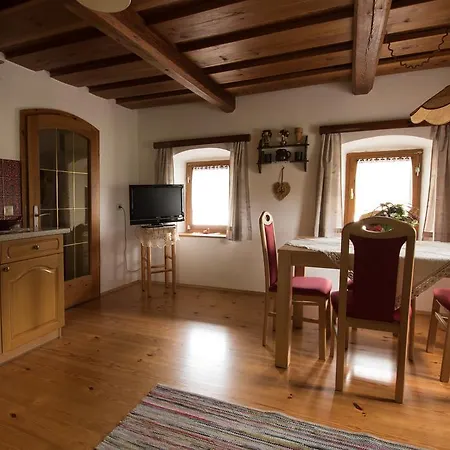 Ferienhaus Toff Schiefling am See Room photo
